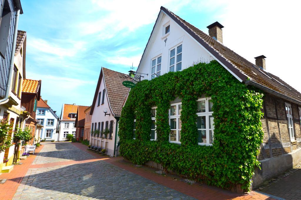 Hotel Bed & Breakfast Am Dom Schleswig Exteriör bild